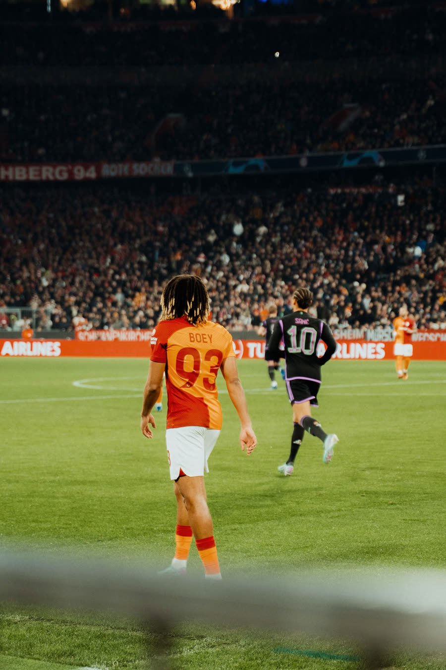 Photos sport Sacha Boey Bayern Galatasaray Accor Arena 2023 - 400shot